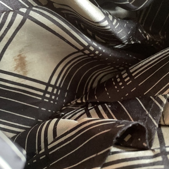 London Fog medium size satchel bag - Picture 8 of 9